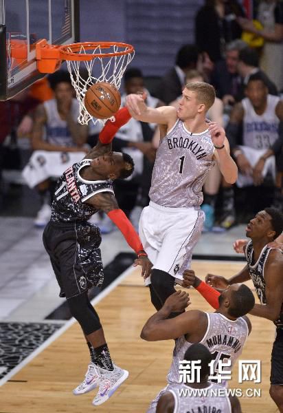 用热烈的掌 用热烈的掌